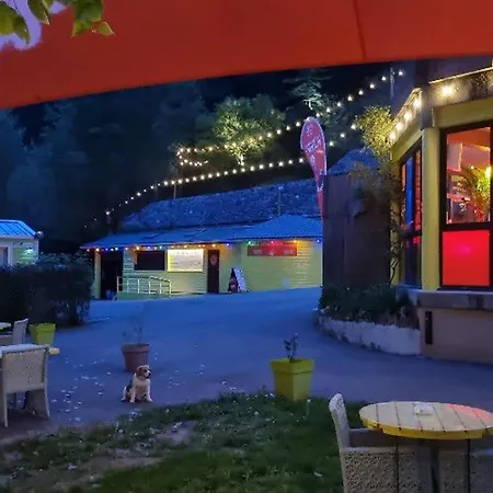 مكان تخييم Mobil-home Pour 6 Pers. Avec Terrasse A - Api-1-52-342