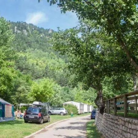 Campsite Mobil-home Pour 6 Pers. Avec Terrasse A - Api-1-52-342
